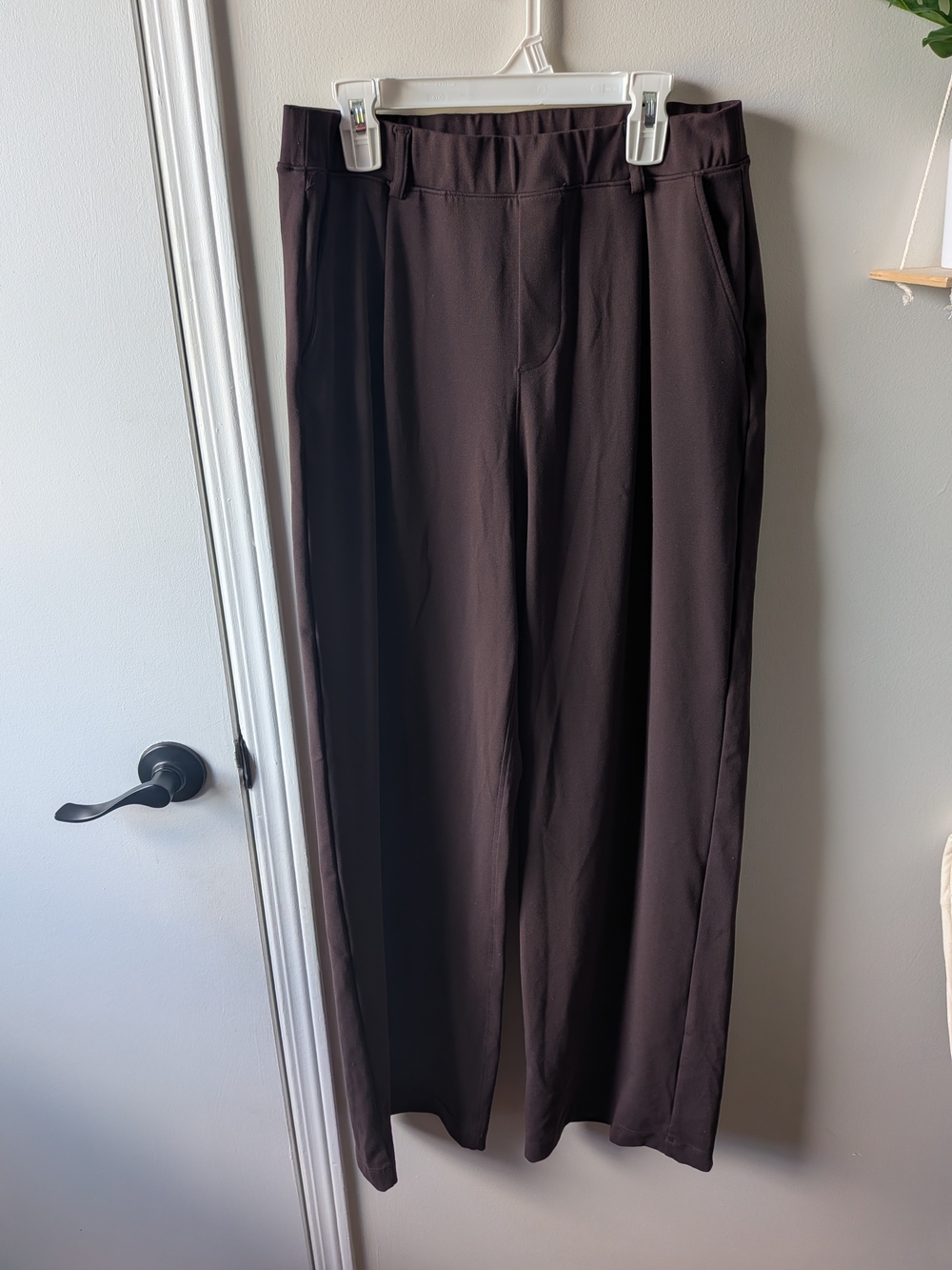 NWOT Reflex Dark Brown Wide-Leg Stretch Pull Up Pants For Women